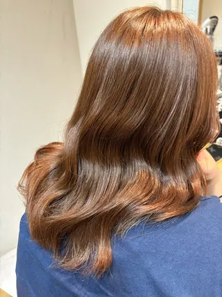 セミロング カラー 鈴木 りやのヘアスタイル