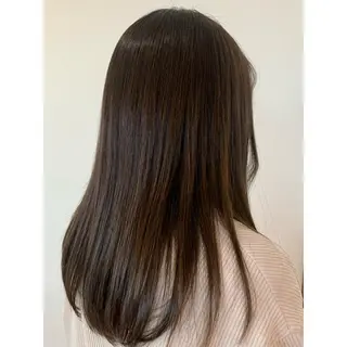 ロング カラー 佐藤 美紅のヘアスタイル