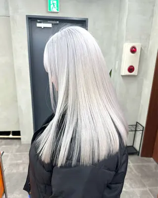 ロング カラー ブリーチ ハイトーン 特化🌈フジタハルキのヘアスタイル