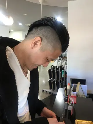 ショート メンズ 烏山 達也のヘアスタイル