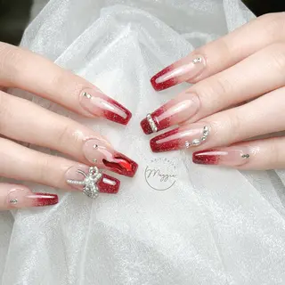 ネイル Maggie Nail🦩のネイルデザイン