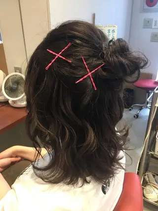 ミディアム 近 沙織のヘアスタイル