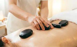 子宮矯正/腸揉み/ シュガーリング脱毛のエステ・リラクイメージ