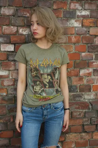 ショート カラー マネージャー八尾 裕一郎のヘアスタイル