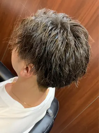 ショート パーマ 羽木 隆徒のヘアスタイル