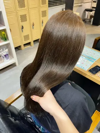 ロング カラー 透明感カラー ｜ベー ジュ｜齊藤ひなののヘアスタイル