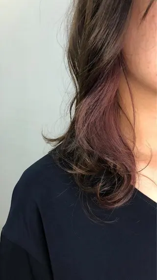 ミディアム カラー 甲斐 もあのヘアスタイル