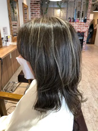 セミロング カラー 美髪✨髪質改善特化 🦩対馬🦩のヘアスタイル