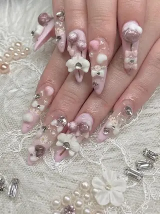 ネイル TUNEHA堂 (チュネハドウ)のネイルデザイン