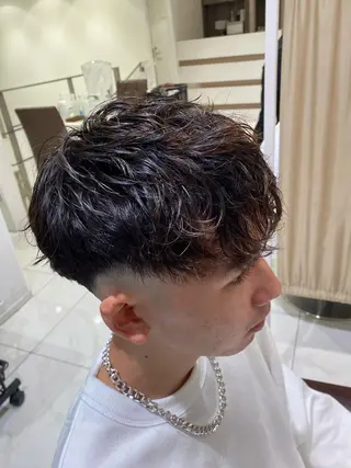 パーマ メンズ 佐々木 拓海のヘアスタイル