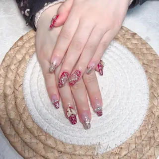 ネイル Maggie Nail🦩のネイルデザイン