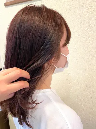セミロング 中川 茜里のヘアスタイル