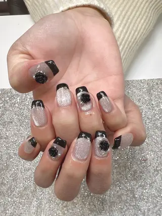 ネイル Guarendo錦糸町店所属・ガレンドウ 白澤 愛子のネイルデザイン