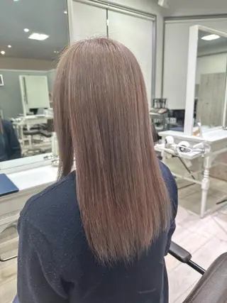 ロング 村上 佳織のヘアスタイル