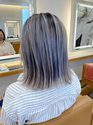 ミディアム ブリーチ毛矯正.髪質 改善.髪にドラマをのヘアスタイル
