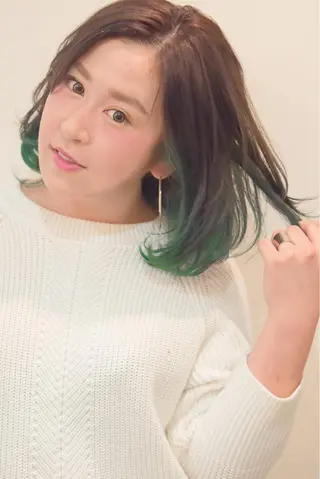 ショート ミディアム カラー Royd's 【府内店】のヘアスタイル