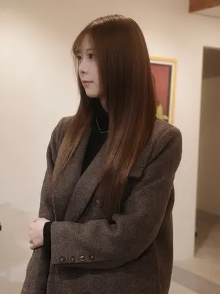 ロング カラー (𝐡)𝐰𝐢𝐦 𝐲𝐮𝐧𝐚のヘアスタイル