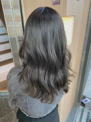 セミロング カラー ヘアアレンジ 村上 ゆういのヘアスタイル