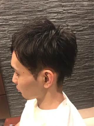 ショート パーマ メンズ 【24時まで営業✨】 吉本 成樹のヘアスタイル