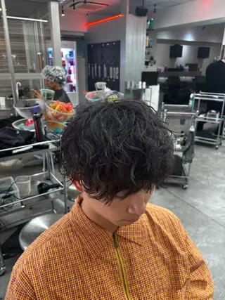 パーマ メンズ メンズ特化✨️ 韓国風パーマ🔥一八のヘアスタイル