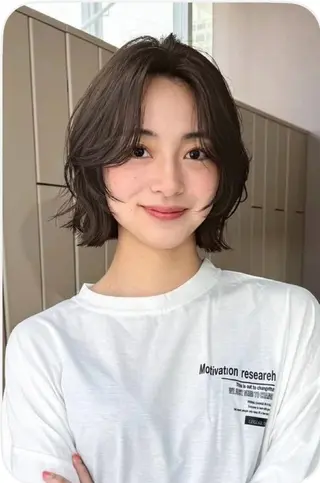 ショート カラー キッズ 盛れる艶カラー× レイヤーカット/咲来のヘアスタイル