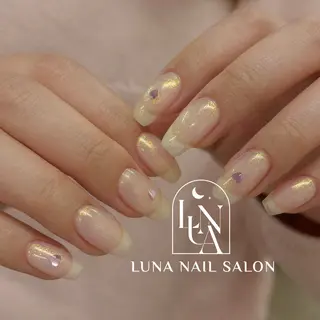 ネイル LUNA Nail salon💕のネイルデザイン