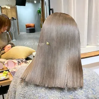 セミロング カラー Aoi 🎀 Ly hairのヘアスタイル