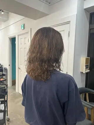 パーマ ナチュラル大人っぽい スタイル　MAORIのヘアスタイル