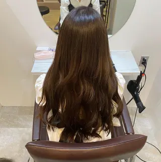 ロング 【髪質改善 艶髪】 布川 莉穂のヘアスタイル