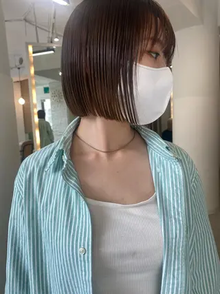 ショート カラー センターパート/ 暖色カラーayuのヘアスタイル
