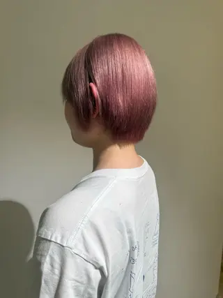 カラー ショート/レイヤー 高野菜瑠のヘアスタイル