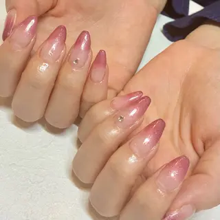 ネイル ジェヌインネイル 間宮のネイルデザイン