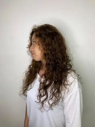 ロング パーマ 福島 純子のヘアスタイル