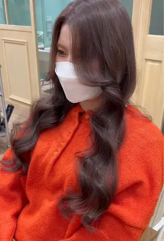 セミロング カラー ケアブリーチ 坪井佑樹のヘアスタイル