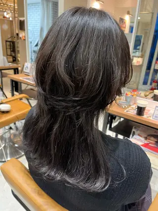 セミロング u n aのヘアスタイル