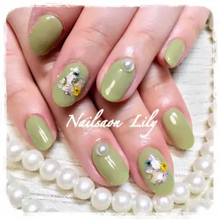 ネイル Lily*nail 🌻Mii🌻のネイルデザイン