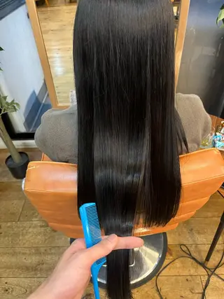 ロング ⚪️髪質改善 縮毛 店長 コウ⚪️のヘアスタイル