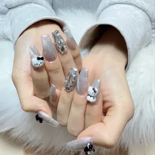 ネイル 🦢Ella💌 長さだし専門店☁️のネイルデザイン
