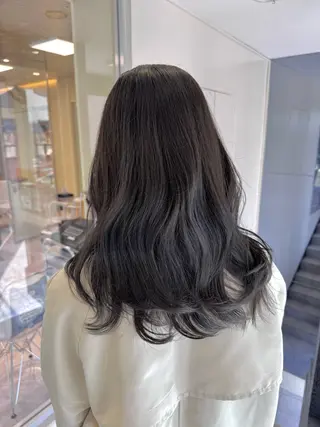 セミロング カラー KOHNO ナチュラルデザインのヘアスタイル