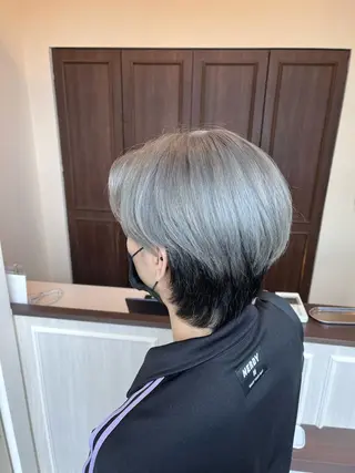 ショート カラー メンズ 渡邊 唯のヘアスタイル