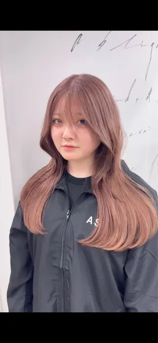 ロング カラー 鳴海 稜真のヘアスタイル