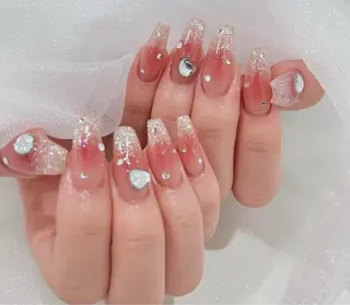 ネイル AKIKO ネイルサロンのネイルデザイン