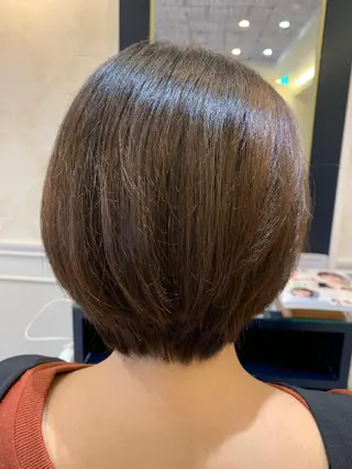 ショート 粟田 めぐみのヘアスタイル