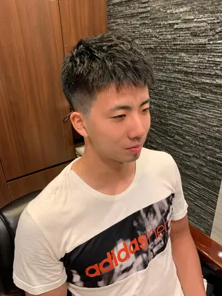 ショート パーマ 羽木 隆徒のヘアスタイル