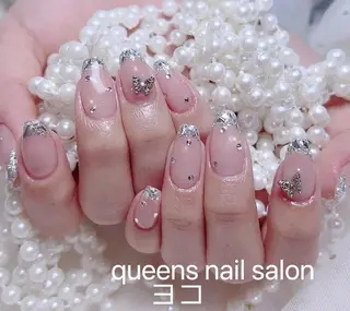 ネイル queensnail 🧸mikaのネイルデザイン