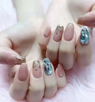 ネイル MoonNail ユリ🌸のネイルデザイン