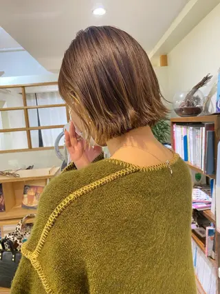 ショート レイヤー🌟艶カラー 🕊まやのヘアスタイル