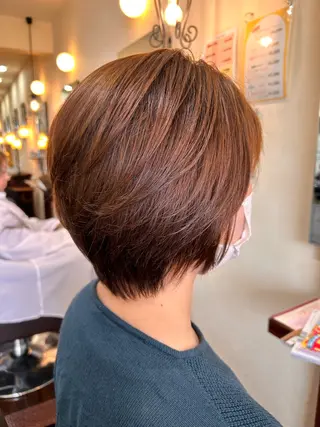 ショート 松田 佳純のヘアスタイル