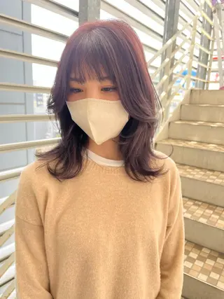 ミディアム カラー ヘアアレンジ 🫧umu.🫧韓国 /レイヤー/ハッシュのヘアスタイル