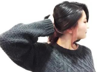 ミディアム カラー 岡田 杏のエステ・リラクイメージ